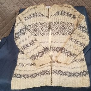 Winter Wool Sweater with Zipper